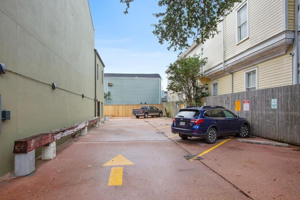 Fab 1838 Garden District 5Br With Parking And Balcony Apartment New Orleans Exterior photo