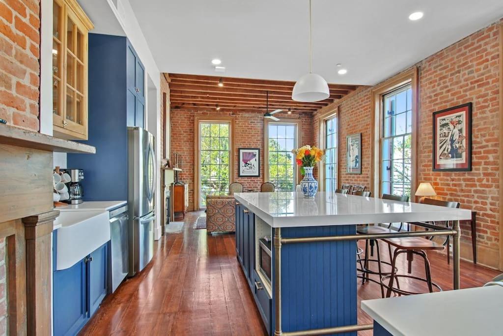 Fab 1838 Garden District 5Br With Parking And Balcony Apartment New Orleans Exterior photo
