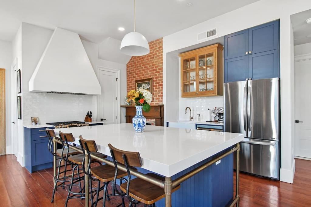 Fab 1838 Garden District 5Br With Parking And Balcony Apartment New Orleans Exterior photo